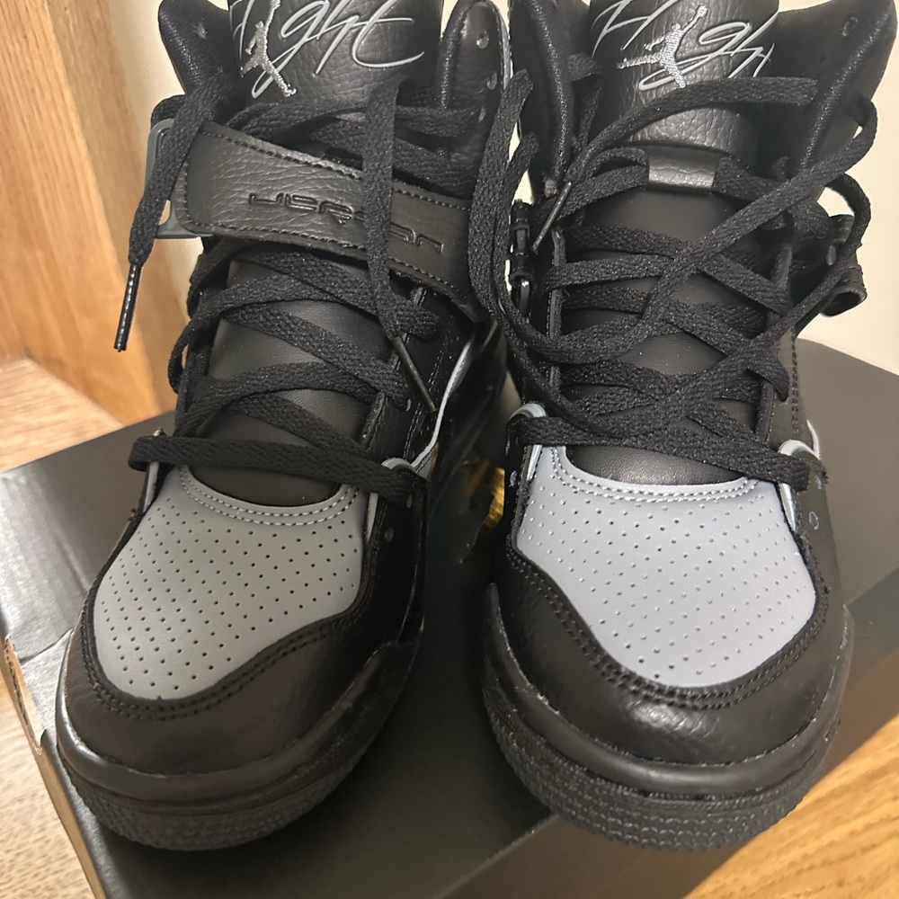 Jordan Flight 45 - Picture 5 of 5
